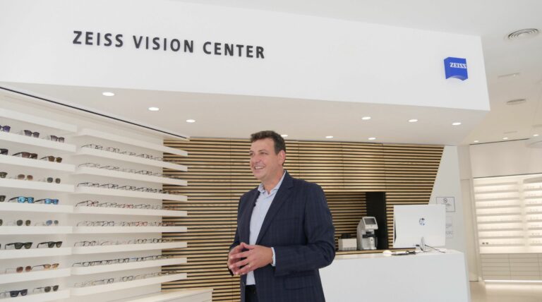 Foto de ZEISS VISION CENTER Viapol rompe la barrera online-offline