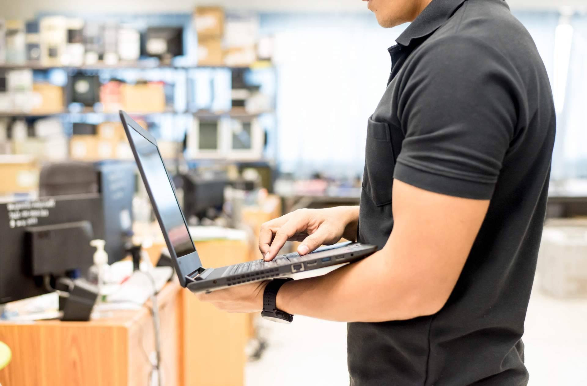 ¿Por qué es importante el mantenimiento de redes y equipos en las empresas?, por Nadunet
