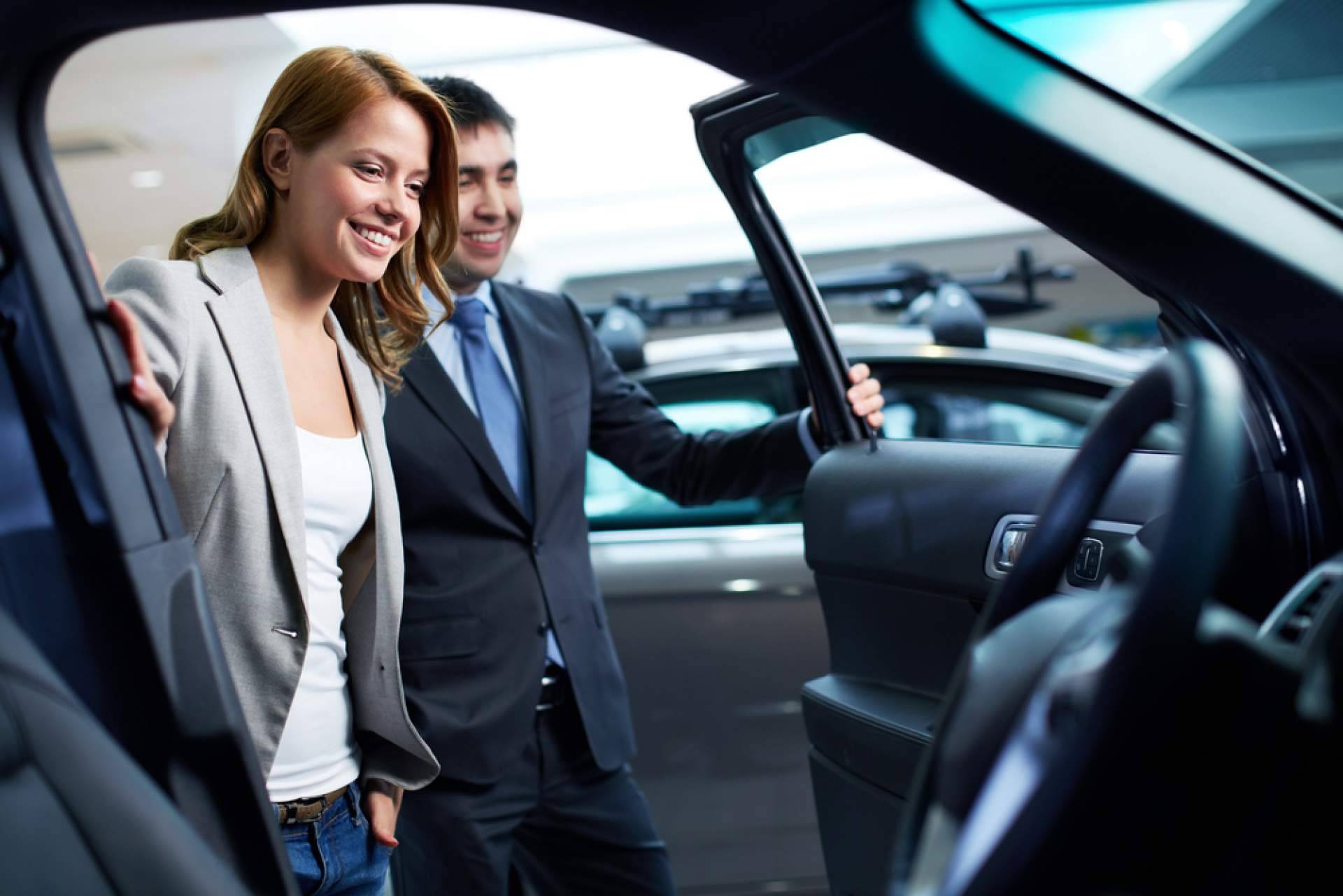 Renting Car Fácil y sus servicios de renting de coches nuevos y seminuevos