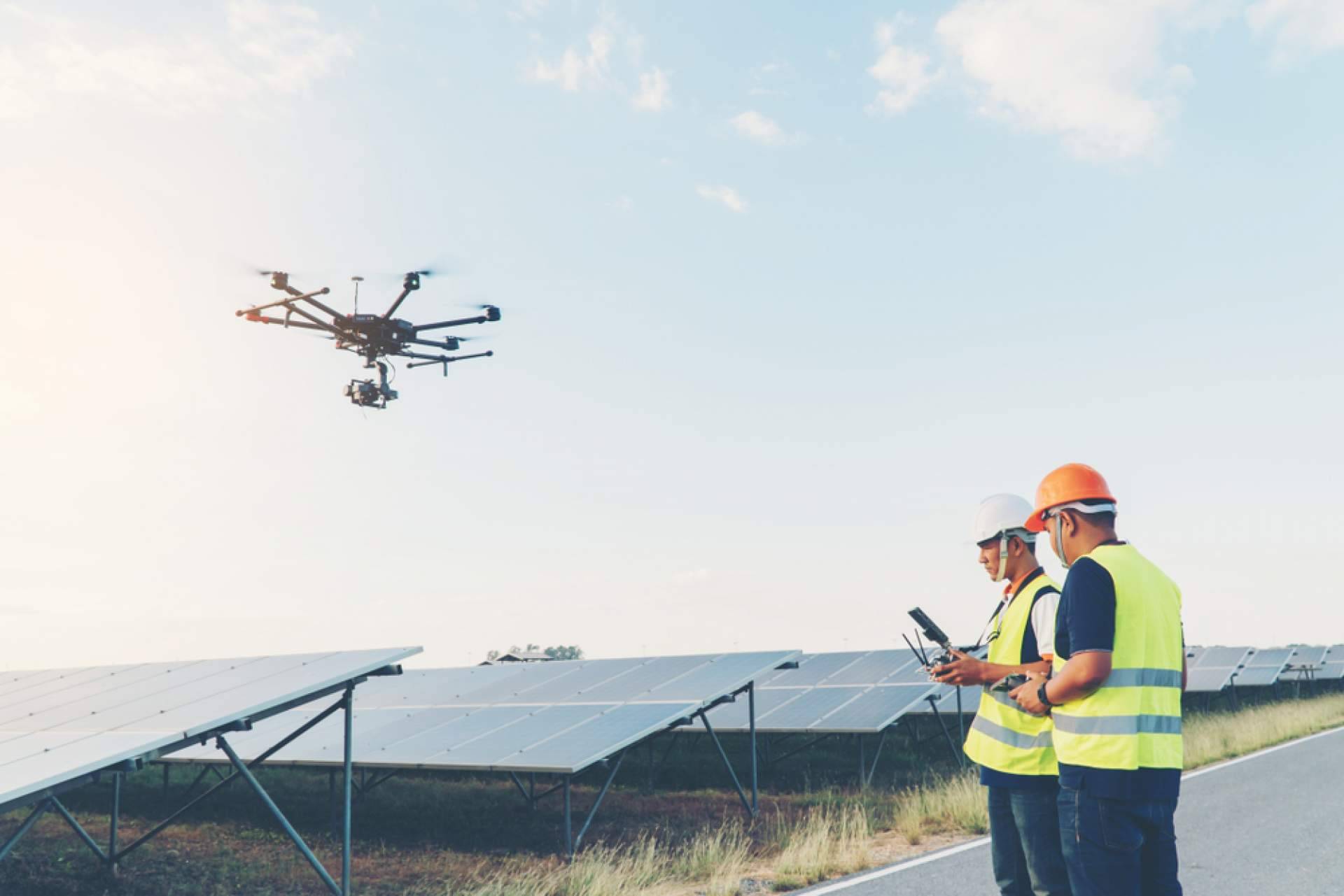 Las ventajas de los drones en el sector fotovoltaico, con RPAS GreenTech