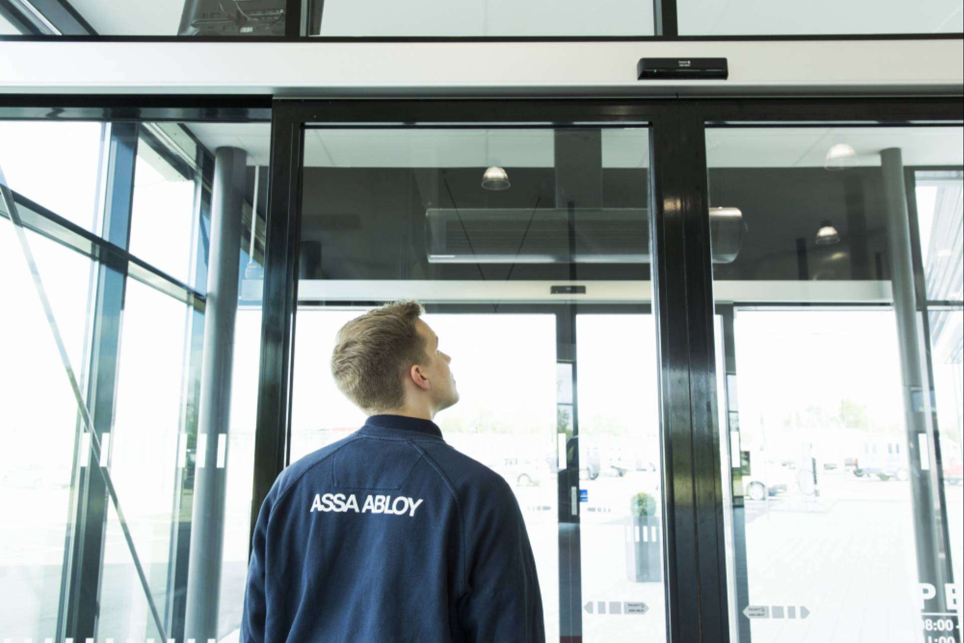 ¿Por qué es importante el mantenimiento preventivo de entradas automatizadas?, por ASSA ABLOY Entrance Systems