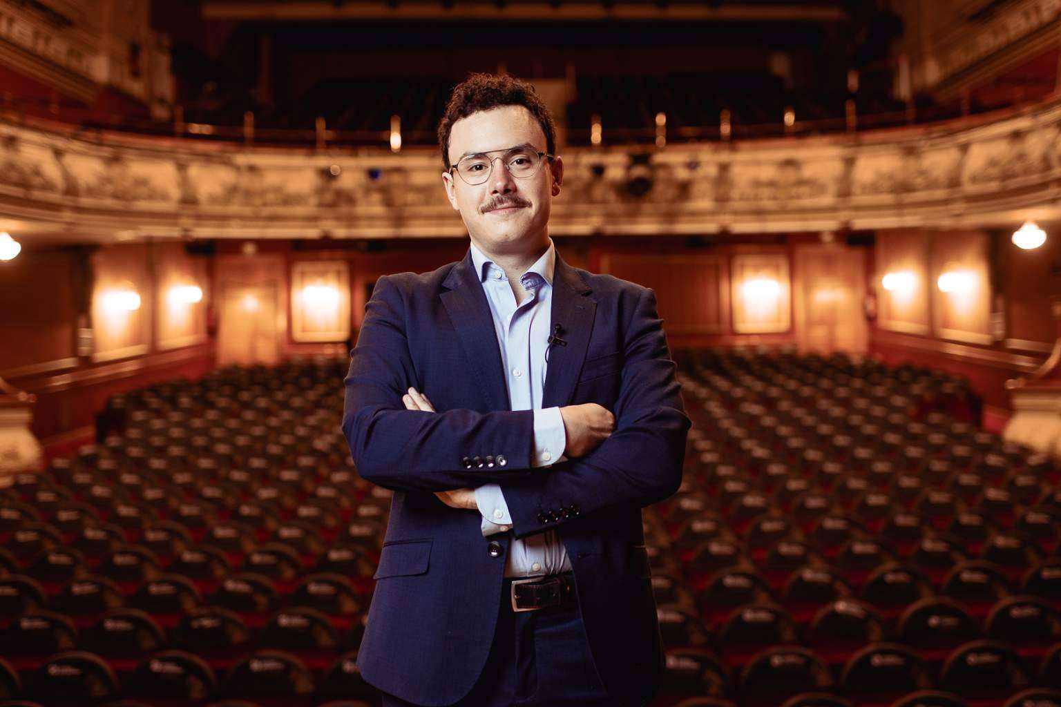 El campeón de España de oratoria que consigue 1 millón de seguidores en TikTok, Fernando Miralles