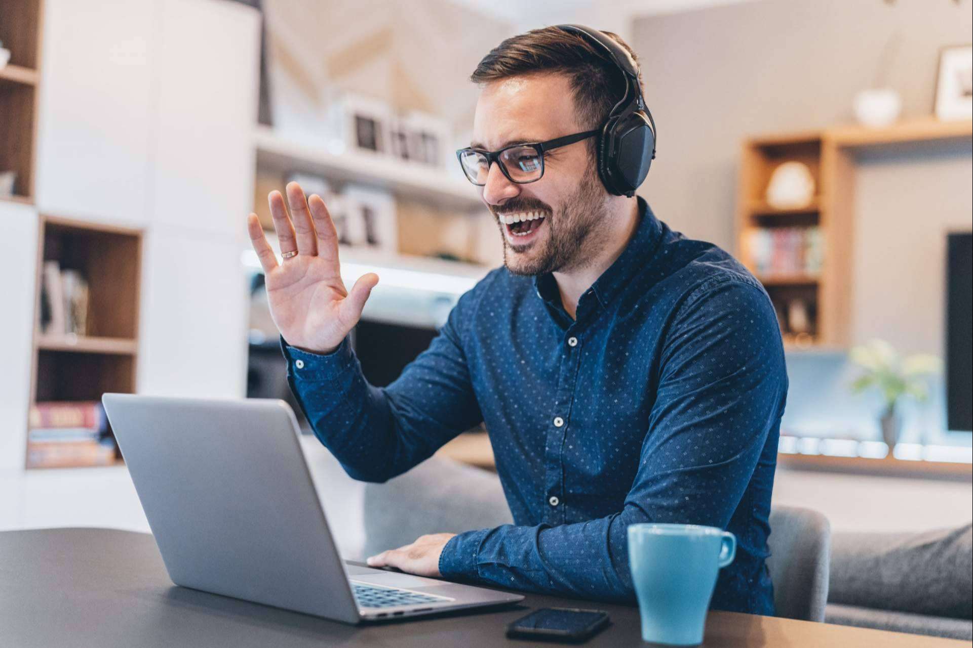 La institución American Language Academy brinda probar gratis clases de inglés online flexibles premiadas