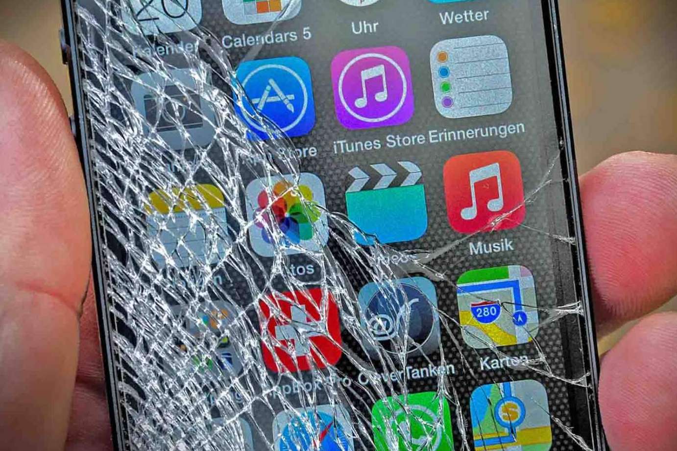 ¿Dónde llevar a cabo la reparación iPhone? Reparación iPhone Sevilla