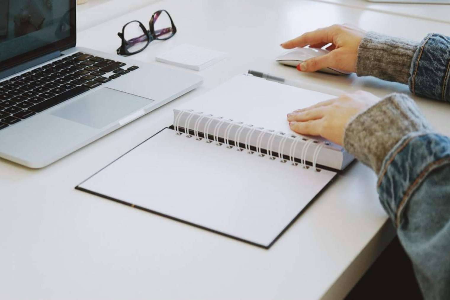 Estrategias y herramientas de Simplifica Tus Opos para preparar oposiciones online