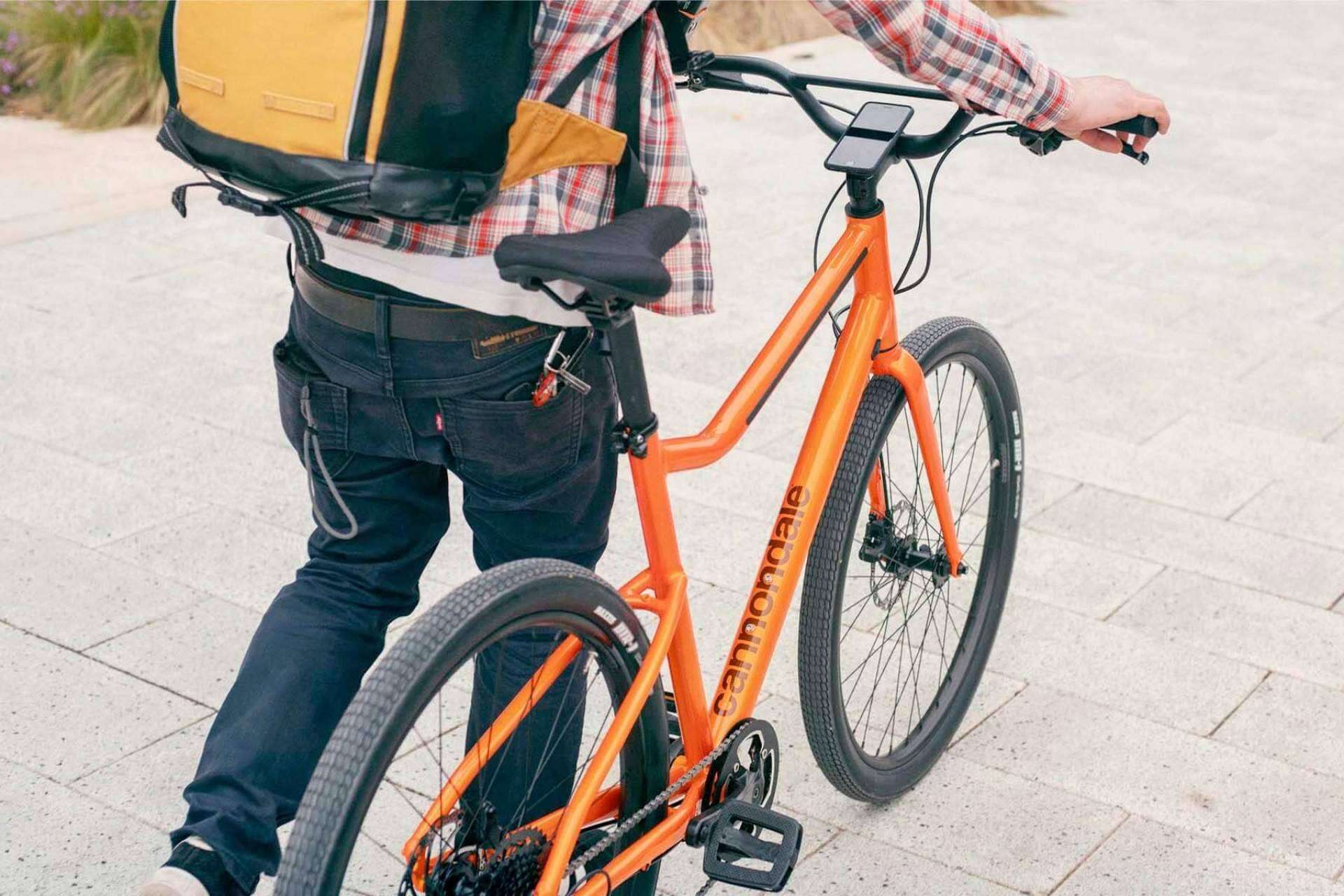 Los distintos tipos de bicicletas eléctricas urbanas e híbridas disponibles en Sanferbike